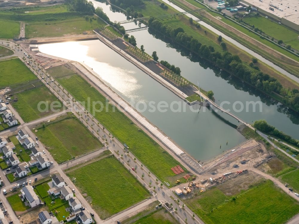 Gelsenkirchen from above - Development area of the Graf Bismarck Hafenviertel at the Rhein-Herne-Kanal in the district Bismarck in Gelsenkirchen in the state North Rhine-Westphalia