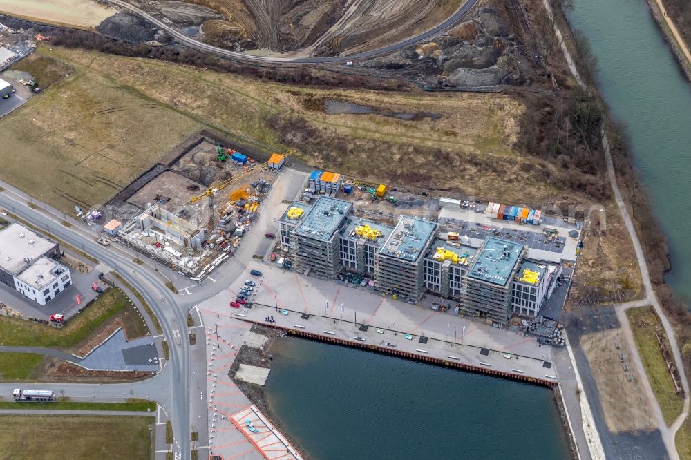 Gelsenkirchen from the bird's eye view: Development area of NRW.URBAN Service GmbH on the Graf Bismarck Hafenviertel at the Rhein-Herne-Kanal in the district Bismarck in Gelsenkirchen in the state North Rhine-Westphalia