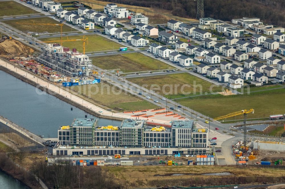 Gelsenkirchen from above - Development area of NRW.URBAN Service GmbH on the Graf Bismarck Hafenviertel at the Rhein-Herne-Kanal in the district Bismarck in Gelsenkirchen in the state North Rhine-Westphalia