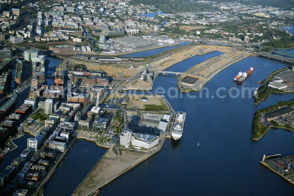 Aerial image Hamburg - Development area of the industrial wasteland Baakenhafen on the Norderelbe at Baakenkai - Baakenstrasse - Versmannstrasse Kirchenpauerstrasse in the HafenCity district in Hamburg, Germany