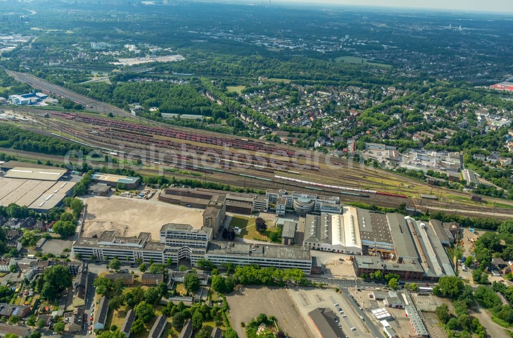 Aerial image Oberhausen - Development area of industrial wasteland BABCOCK Fertigungszentrum GmbH on Duisburger Strasse in Oberhausen in the state North Rhine-Westphalia, Germany