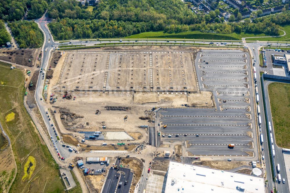 Dortmund from the bird's eye view: Development area of the industrial chain of Dortmund Logistik GmbH on the site of the former Westfalenhuette in Dortmund, North Rhine-Westphalia