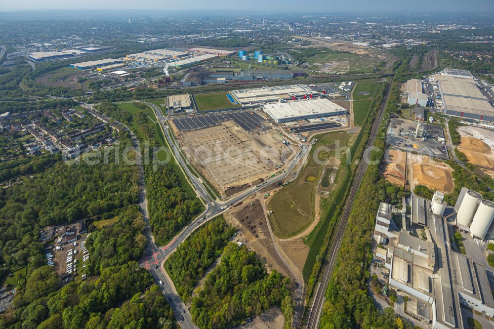 Aerial image Dortmund - Development area of the industrial chain of Dortmund Logistik GmbH on the site of the former Westfalenhuette in Dortmund, North Rhine-Westphalia