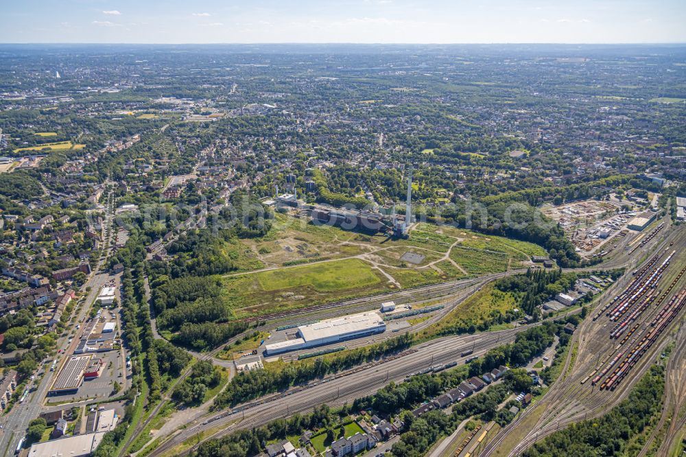 Aerial photograph Holsterhausen - development area of industrial wasteland eines ehemaligen Bergwerksgelaendes in Holsterhausen at Ruhrgebiet in the state North Rhine-Westphalia, Germany