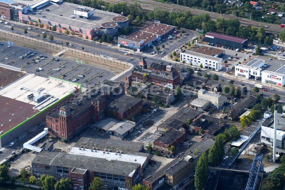 Aerial photograph Berlin - Development area of industrial wasteland of Baerenquell-Brauereigelaende on Schnellerstrasse in the district Treptow-Koepenick in Berlin, Germany