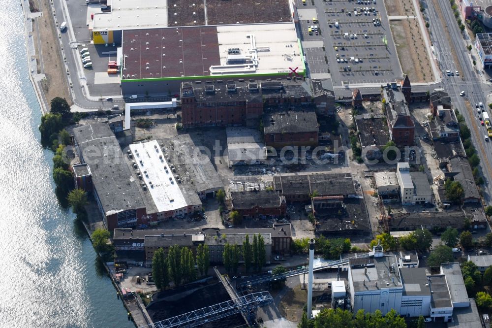 Aerial image Berlin - Development area of industrial wasteland of Baerenquell-Brauereigelaende on Schnellerstrasse in the district Treptow-Koepenick in Berlin, Germany