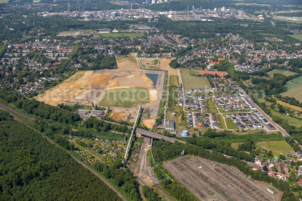 Aerial image Gelsenkirchen - Development area of industrial wasteland formerly heating plant Marlerstrasse in the district Gelsenkirchen-Nord in Gelsenkirchen in the state North Rhine-Westphalia
