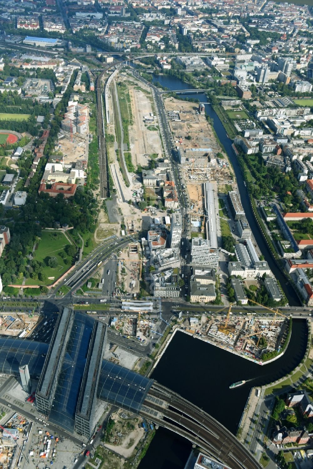 Berlin from above - Development area of industrial wasteland of Europa City along the Heidestrasse in the district Moabit in Berlin, Germany