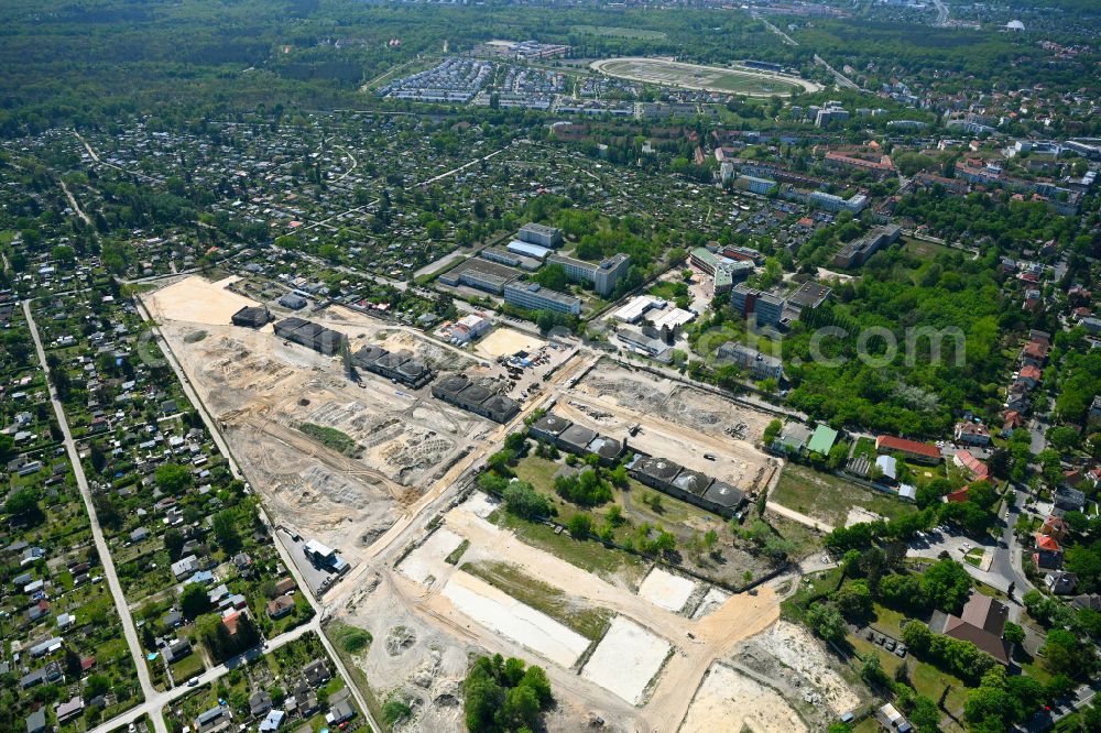 Aerial image Berlin - Development area of industrial wasteland Flugzeughallen Karlshorst on Biesenhorster Weg - Karlshorster Weg in the district Karlshorst in Berlin, Germany