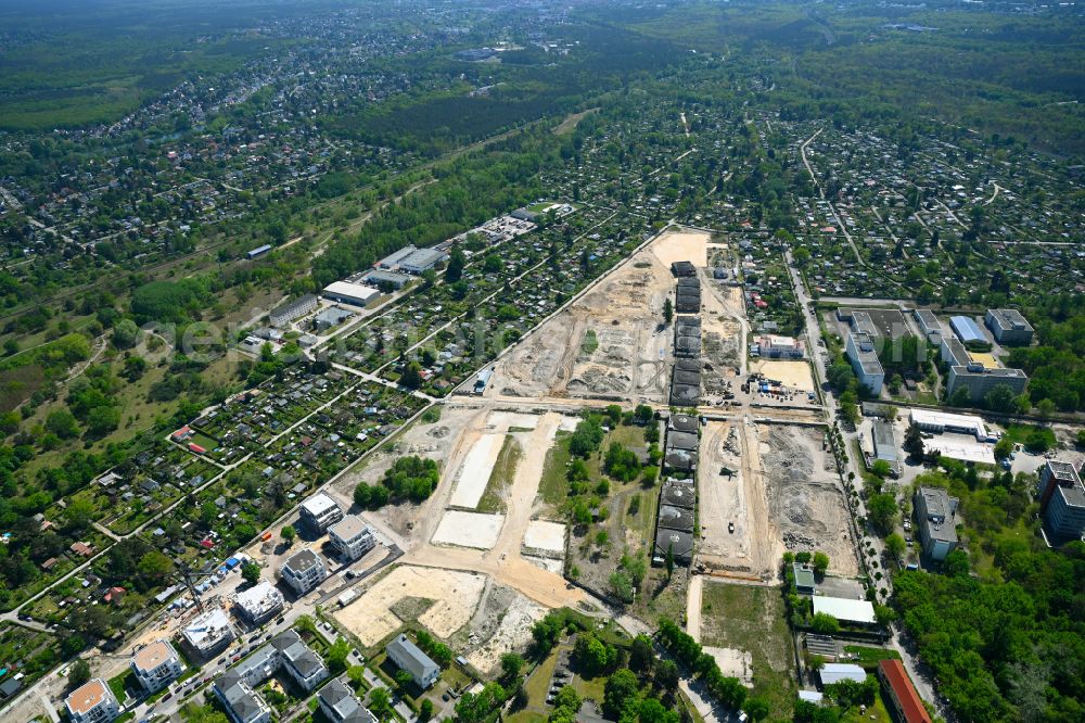 Aerial photograph Berlin - Development area of industrial wasteland Flugzeughallen Karlshorst on Biesenhorster Weg - Karlshorster Weg in the district Karlshorst in Berlin, Germany