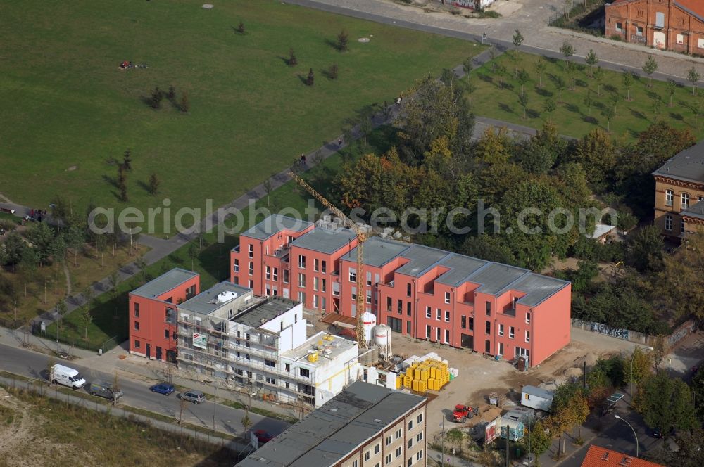 Aerial image Berlin - Development area of industrial wasteland Gelaende of Alten Schlachthof on Eldenaer Strasse - Thaerstrasse in the district Friedrichshain in Berlin, Germany