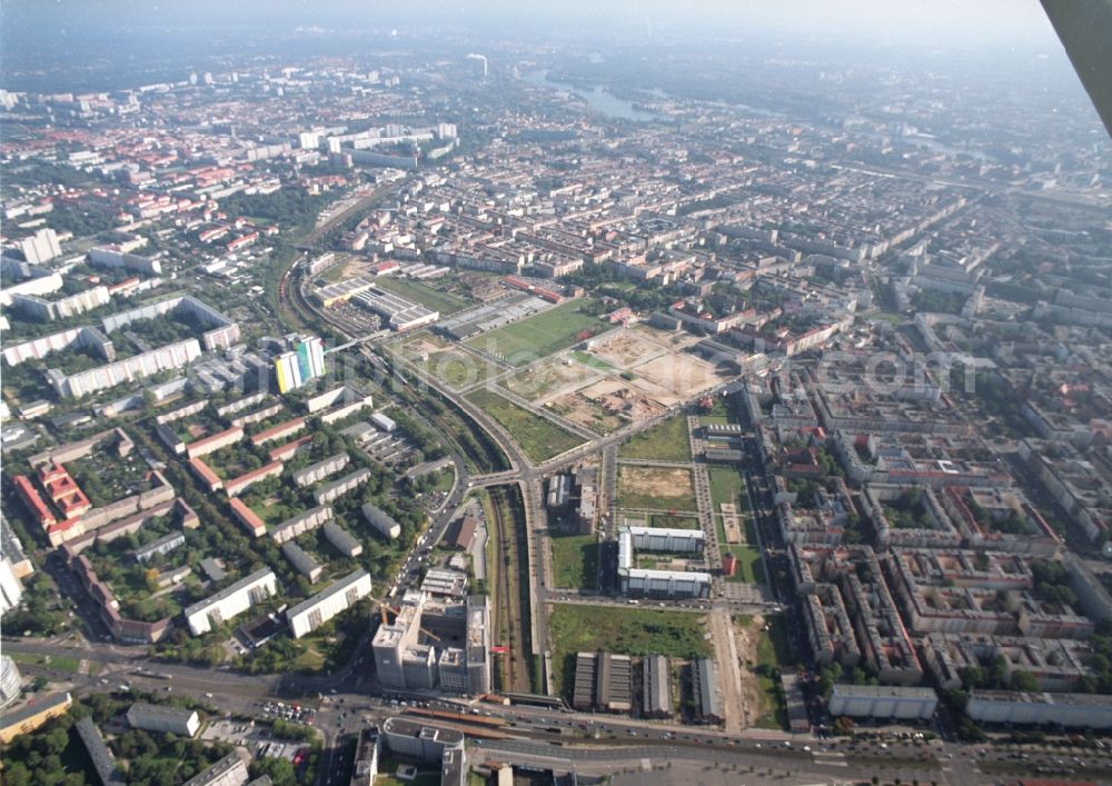 Berlin from above - Development area of industrial wasteland Gelaende of Alten Schlachthof on Eldenaer Strasse - Thaerstrasse in the district Friedrichshain in Berlin, Germany