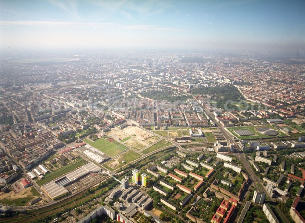 Berlin from the bird's eye view: Development area of industrial wasteland Gelaende of Alten Schlachthof on Eldenaer Strasse - Thaerstrasse in the district Friedrichshain in Berlin, Germany