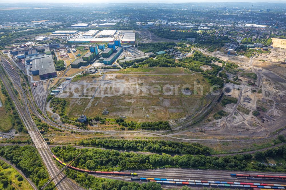 Dortmund from the bird's eye view: Development area of the industrial chain on the site of the former Westfalenhuette at the Thyssenkrupp area in Dortmund, North Rhine-Westphalia