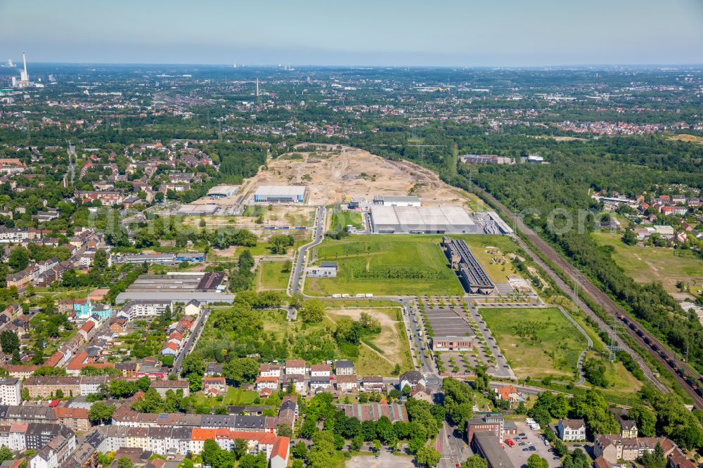 Gelsenkirchen from above - Development area of industrial wasteland Industriepark Schalker Verein in Gelsenkirchen at Ruhrgebiet in the state North Rhine-Westphalia, Germany