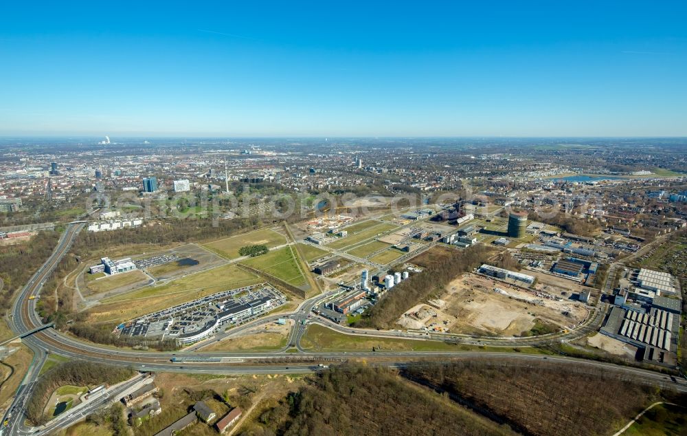 Aerial photograph Dortmund - Development area of industrial wasteland Kompetenzzentren the TechnologieZentrumDortmund on the future location PHOENIX West in Dortmund in the state North Rhine-Westphalia