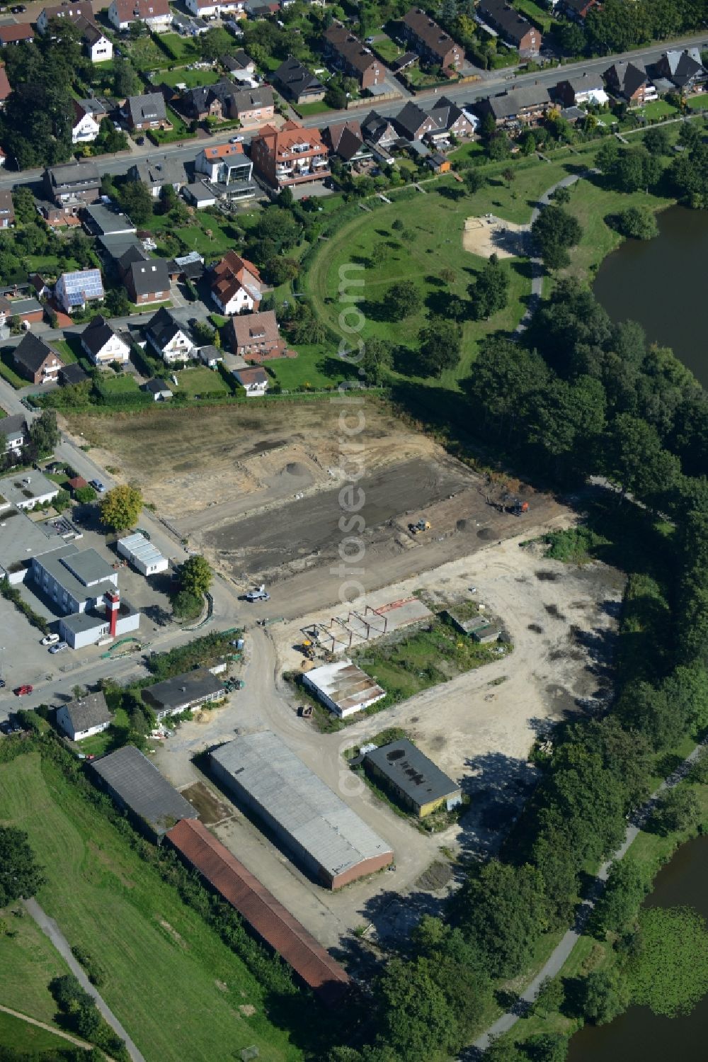 Ibbenbüren from the bird's eye view: Development area of industrial wasteland the construction of a multi-family house residential area in Ibbenbueren in the state North Rhine-Westphalia