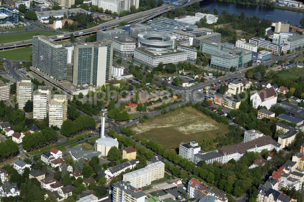 Aerial photograph Offenbach am Main - Development area of industrial wasteland zum Stadtquartier Kaiserlei Quartier of CG - Group in Offenbach am Main in the state Hesse