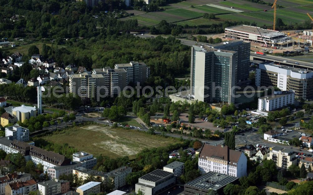 Offenbach am Main from the bird's eye view: Development area of industrial wasteland zum Stadtquartier Kaiserlei Quartier of CG - Group in Offenbach am Main in the state Hesse