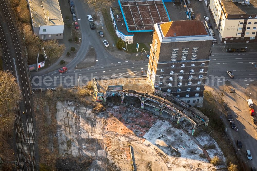 Dortmund from above - Development area of the decommissioned and unused land and real estate on the former marshalling yard and railway station of Deutsche Bahn on Heiliger Weg in Dortmund in the state North Rhine-Westphalia, Germany