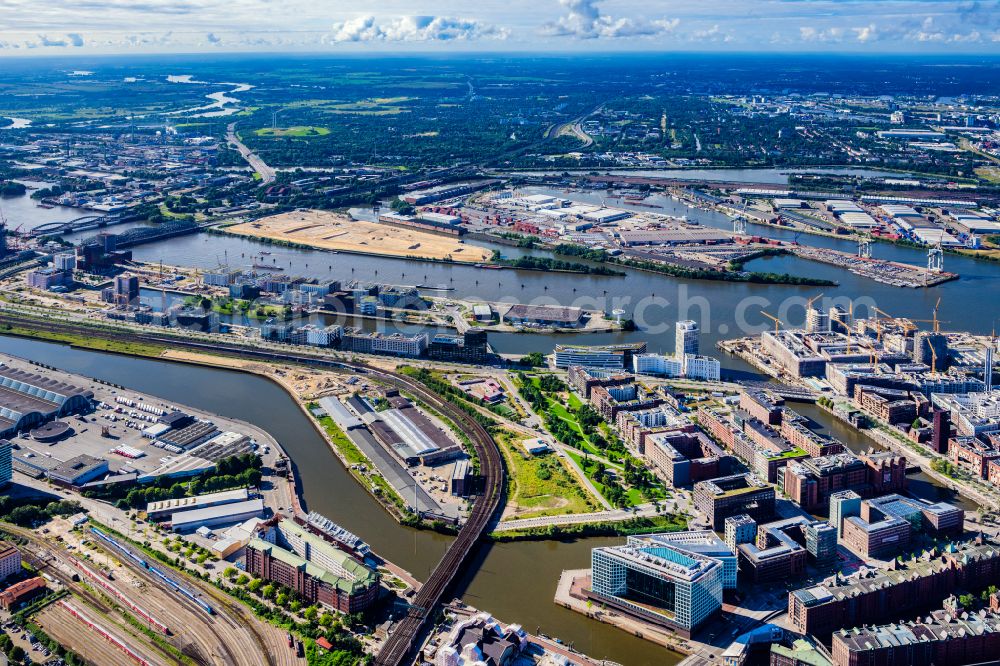 Aerial image Hamburg - Developing field of residential and commercial space of Oberhafenquartiers on Stockmeyerstrasse in the district HafenCity in Hamburg, Germany