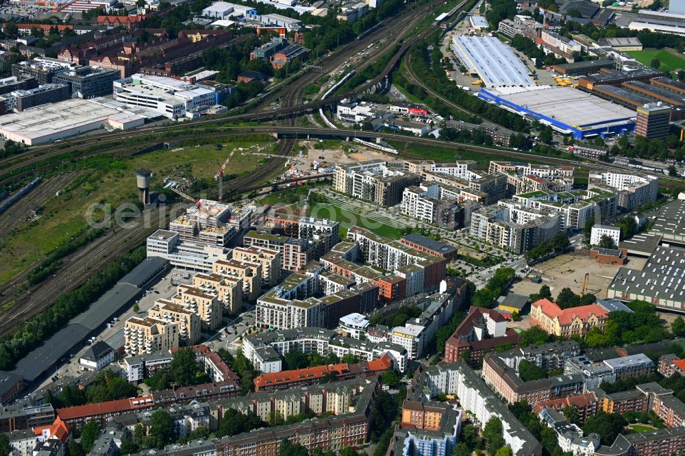 Hamburg from above - Developing field of residential and commercial space of Quartierspark Mitte Altona in Hamburg, Germany