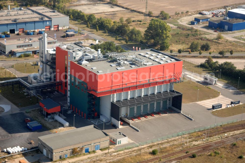 Premnitz from above - Blick auf das Müllheizkraftwerk MHKW / Müllverbrennungsanlage der E.ON Energy from Waste Premnitz GmbH im Indsutriepark Premnitz. Kontakt: Dr. Herbert-Rein-Strasse 1, 14727 Premnitz, Tel. +49(0)3386 2433-70, Fax +49(0)3386 2433-52