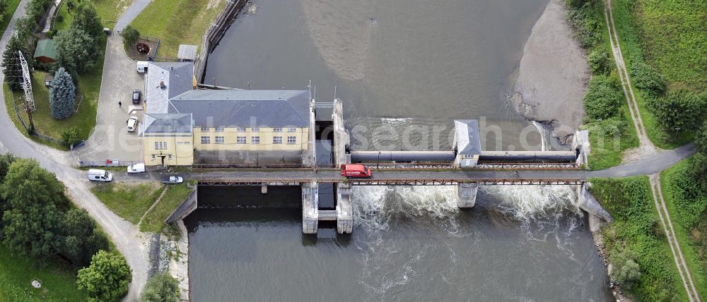 Krauthausen from above - Das Wasserkraftwerk über die Werra im Ortsteil Pferdsdorf-Spichra. Das Kraftwerk wurde von 1923 bis 1925 erbaut und nach 14 Jahren Pause seit 1998 wieder durch die E.ON.Thüriner Energie betrieben. The hydropower plant across the Werra River near the district Pferdsdorf-Spichra.