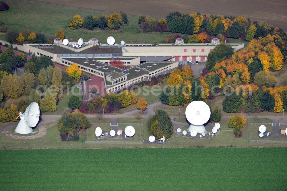 Aerial image Groß Berkel - View of the ground station CET Teleport GmbH in Groß Berkel in the state Lower Saxony. CET Teleport GmbH is a specialist teleporting services provider. Currently it provides a wide range of media broadcasting and corporate VSAT services