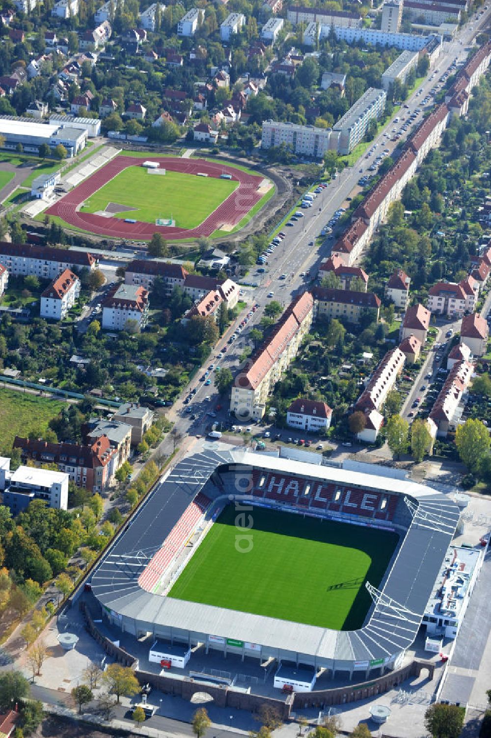 Aerial photograph Halle / Saale - Der Erdgas Sportpark in Halle / Saale ( vorher Kurt-Wabbel- Stadion ) wurde neu saniert. Das neue Stadion ist mit einer Flutlichtanlage ausgestattet und hat außer den Zuschauerplätzen, VIP-Logen und einen Business Bereich. The Erdgas Sportpark in Halle / Saale was refurbished. The new stadium has floodlights, VIP-lodges and a business area.