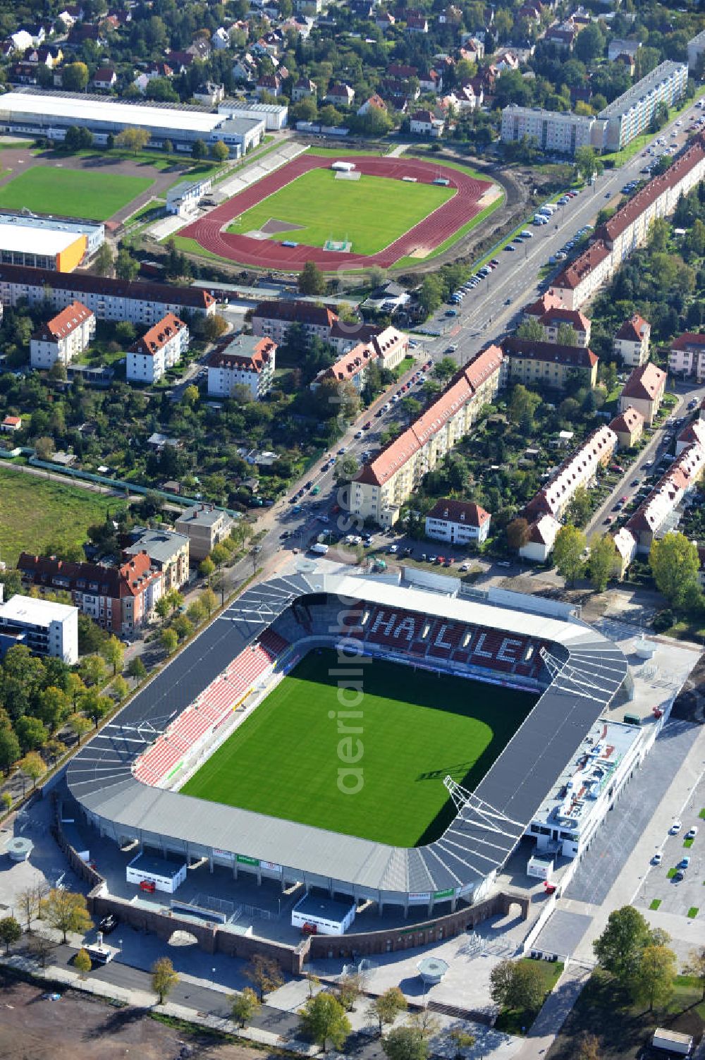 Halle / Saale from above - Der Erdgas Sportpark in Halle / Saale ( vorher Kurt-Wabbel- Stadion ) wurde neu saniert. Das neue Stadion ist mit einer Flutlichtanlage ausgestattet und hat außer den Zuschauerplätzen, VIP-Logen und einen Business Bereich. The Erdgas Sportpark in Halle / Saale was refurbished. The new stadium has floodlights, VIP-lodges and a business area.