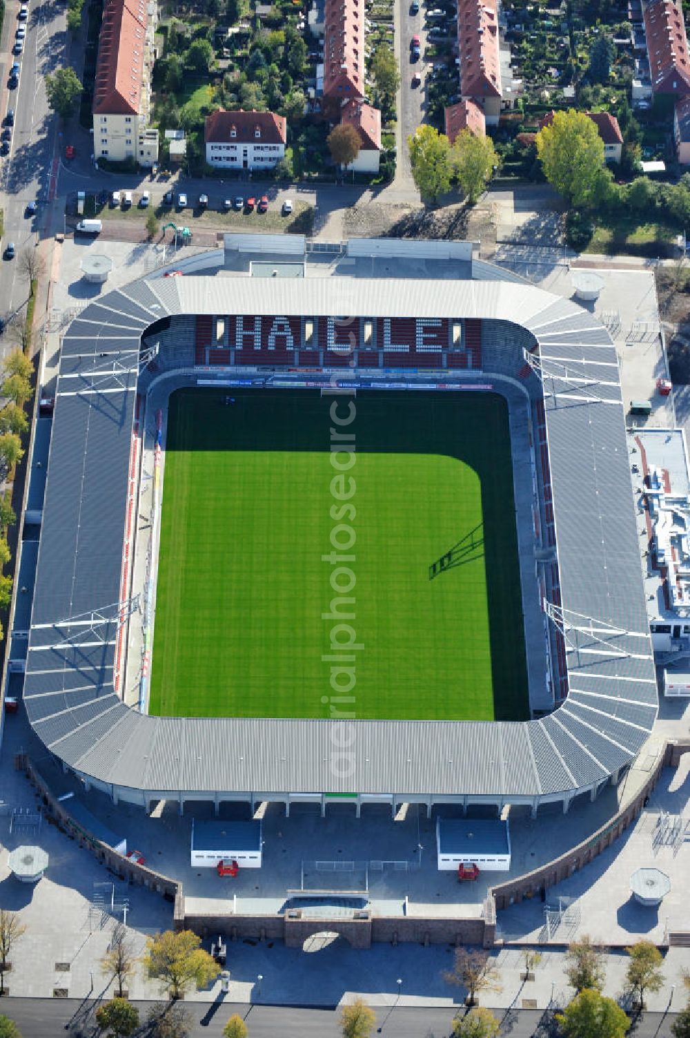 Aerial image Halle / Saale - Der Erdgas Sportpark in Halle / Saale ( vorher Kurt-Wabbel- Stadion ) wurde neu saniert. Das neue Stadion ist mit einer Flutlichtanlage ausgestattet und hat außer den Zuschauerplätzen, VIP-Logen und einen Business Bereich. The Erdgas Sportpark in Halle / Saale was refurbished. The new stadium has floodlights, VIP-lodges and a business area.