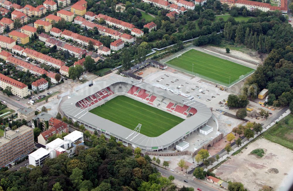 Halle / Saale from the bird's eye view: Umbau des Erdgas Sportpark in Halle / Saale (vorher Kurt-Wabbel-Stadion). Das neue Stadion ist mit einer Flutlichtanlage ausgestattet und hat außer den Zuschauerplätzen, VIP-Logen und einen Business Bereich. The Erdgas Sportpark in Halle / Saale was refurbished. The new stadium has floodlights, VIP-lodges and a business area.