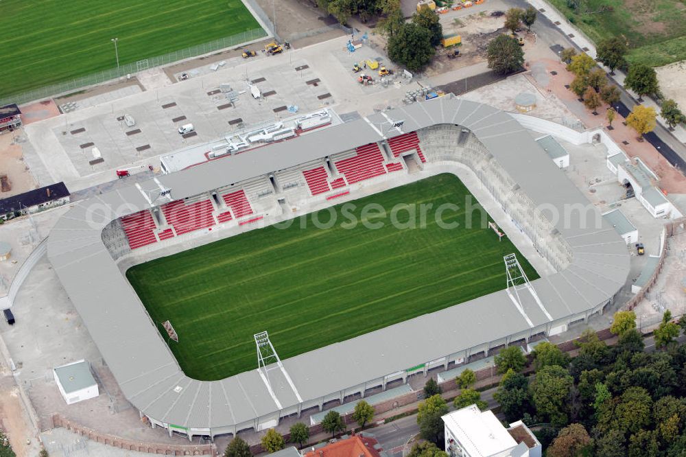 Aerial image Halle / Saale - Umbau des Erdgas Sportpark in Halle / Saale (vorher Kurt-Wabbel-Stadion). Das neue Stadion ist mit einer Flutlichtanlage ausgestattet und hat außer den Zuschauerplätzen, VIP-Logen und einen Business Bereich. The Erdgas Sportpark in Halle / Saale was refurbished. The new stadium has floodlights, VIP-lodges and a business area.