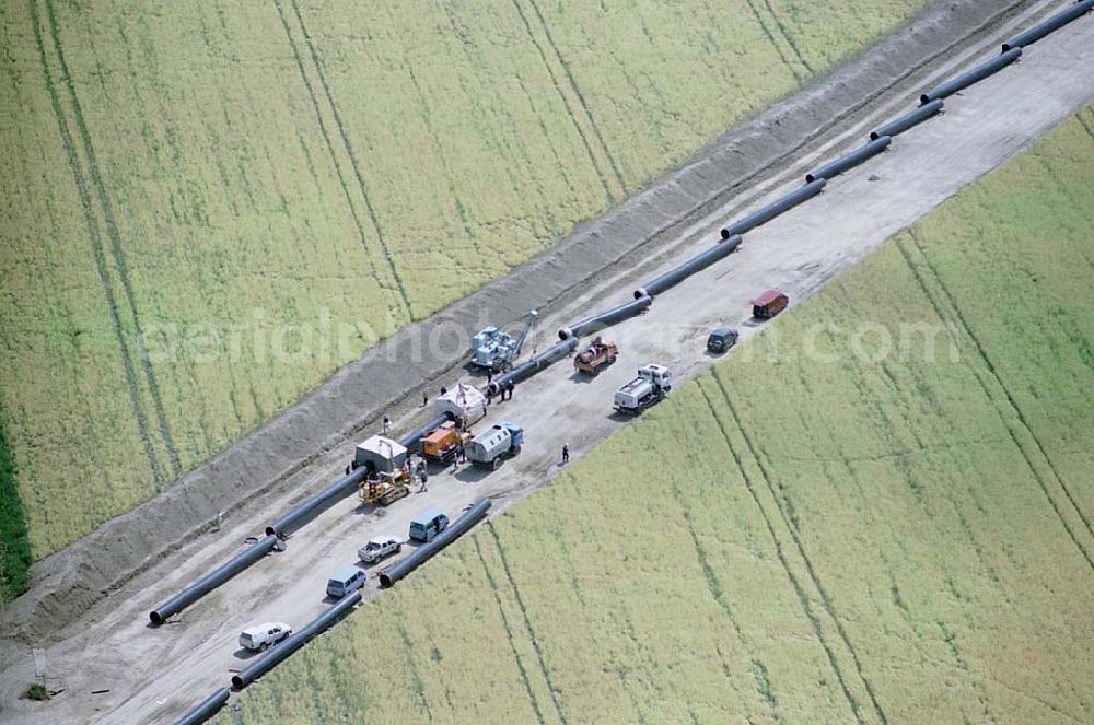 Aerial photograph Bernau - Werneuchen / Brandenburg - Erdgasleitungsbau zwischen Bernau und Werneuchen. Datum: 24.06.03