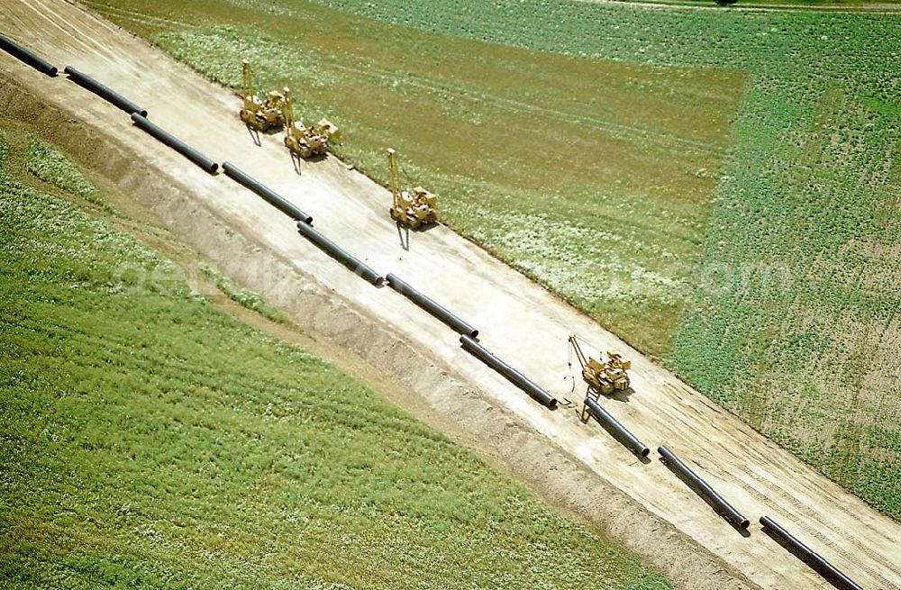 Aerial image Bernau - Werneuchen / Brandenburg - Erdgasleitungsbau zwischen Bernau und Werneuchen. Datum: 24.06.03