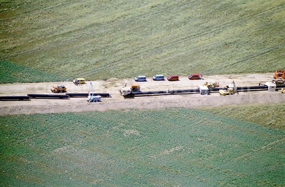 Bernau - Werneuchen / Brandenburg from above - Erdgasleitungsbau zwischen Bernau und Werneuchen. Datum: 24.06.03