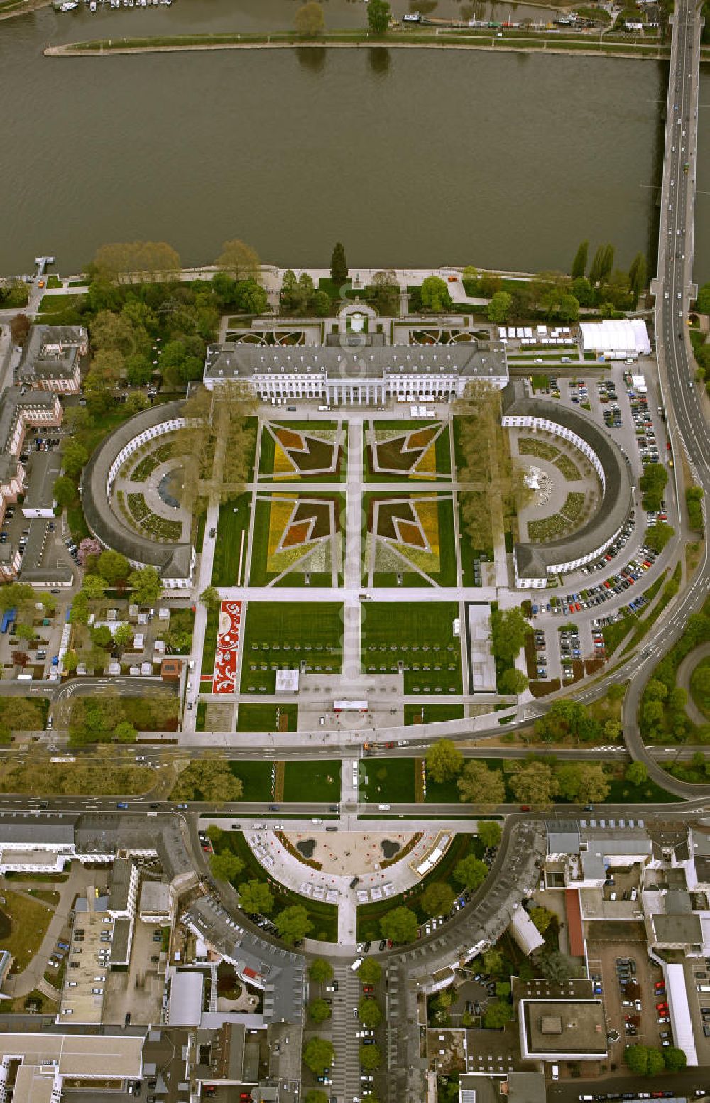 Koblenz from above - Blick auf Eröffnung der BUGA 2011 am Kurfürstlichen Schloss in Koblenz. Koblenz ist vom 15. April bis 16. Oktober 2011 Austragungsort der Bundesgartenschau BUGA 2011. View of the Electoral Castle Koblenz. Koblenz of 15 April to 16 October 2011 hosted the National Garden Festival BUGA 2011th.