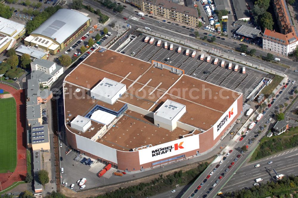 Aerial photograph Berlin - Eröffnung des bisher größten Berliner Möbelhauses der Firma KRAFT / Möbel Höffner am Sachsendamm in Schöneberg. 40 000 Quadratmeter Verkaufsfläche auf vier Etagen, 20 000 Quadratmeter Lager und 500 neue Arbeitsplätze wird es dann vor Ort geben. Ausführende Baufirma ist die Klebl GmbH,Gößweinstraße 2,92318 Neumarkt,Tel.: (0 91 81) 9 00-0 frank.michaela@klebl.de,E-Mail: klebl@klebl.de