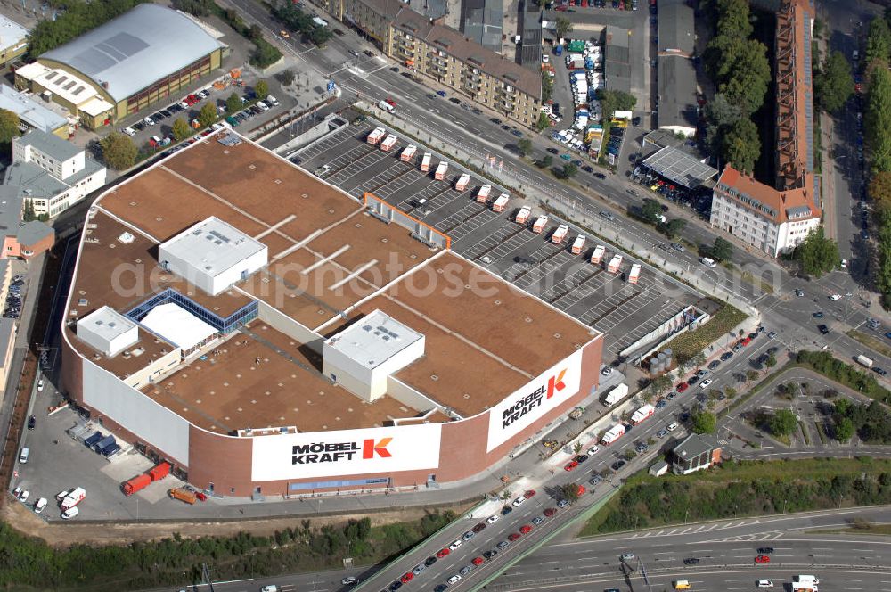 Berlin from above - Eröffnung des bisher größten Berliner Möbelhauses der Firma KRAFT / Möbel Höffner am Sachsendamm in Schöneberg. 40 000 Quadratmeter Verkaufsfläche auf vier Etagen, 20 000 Quadratmeter Lager und 500 neue Arbeitsplätze wird es dann vor Ort geben. Ausführende Baufirma ist die Klebl GmbH,Gößweinstraße 2,92318 Neumarkt,Tel.: (0 91 81) 9 00-0 frank.michaela@klebl.de,E-Mail: klebl@klebl.de