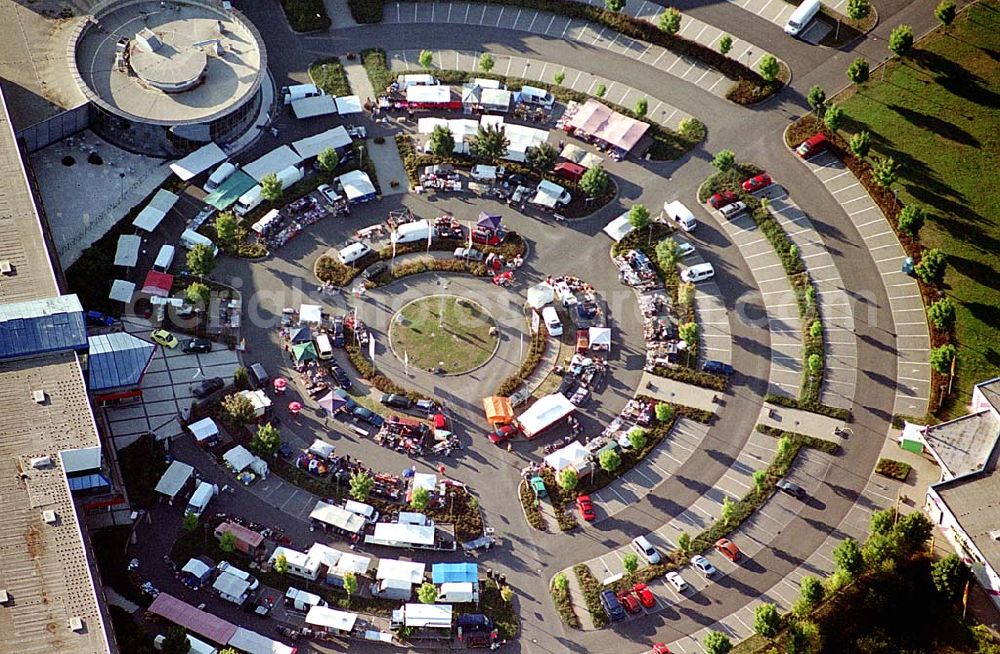 Aerial photograph Erfurt - Wochenendmarkt in Erfurt - Nord