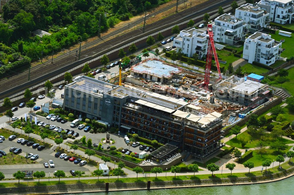 Aerial photograph Bingen am Rhein - Additional new building high-rise construction site of the hotel complex Hotel Papa Rhein on street Hafenstrasse in Bingen am Rhein in the state Rhineland-Palatinate, Germany