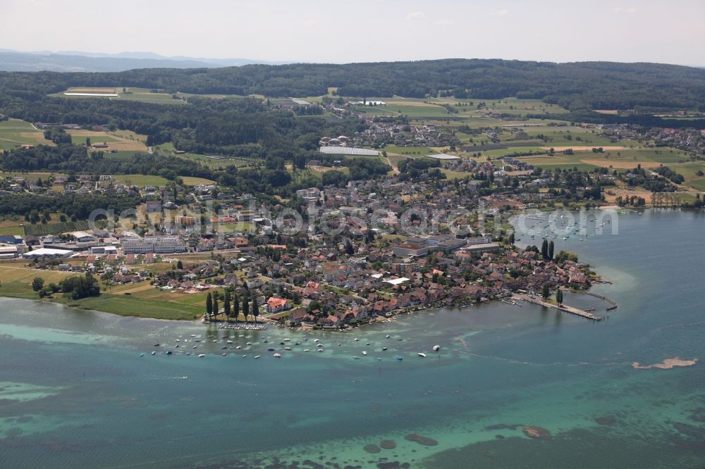 Aerial photograph Ermatingen - Ermatingen is a municipality in the district of Kreuzlingen in the canton of Thurgau in Switzerland, located on the southern shore of the Untersee, a part of the lake Constance