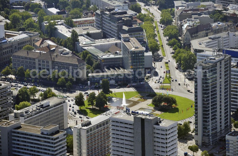 Berlin from the bird's eye view: Sicht auf den Ernst-Reuter-Platz in Charlottenburg-Wilmersdorf mit dem Gebäude der Deutschen Bank und das Hochhaus der Technischen Universität TU. View to the building of the German Central Bank and to the Polytechnics University at the Ernst-Reuter-Platz in Charlottenburg-Wilmersdorf.