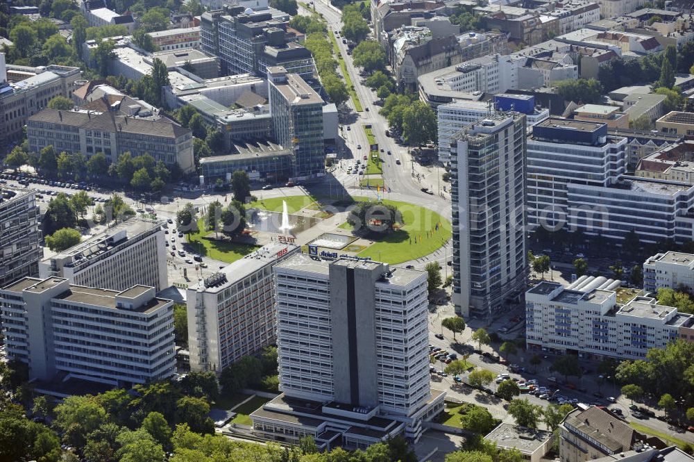 Aerial image Berlin - Sicht auf den Ernst-Reuter-Platz in Charlottenburg-Wilmersdorf mit den Gebäuden der Deutschen Bank und der TELES AG Informationstechnologien, und das Hochhaus der TU. View to the buildings of the German Central Bank, to the TELES AG and to the Polytechnics University at the Ernst-Reuter-Platz in Charlottenburg-Wilmersdorf.