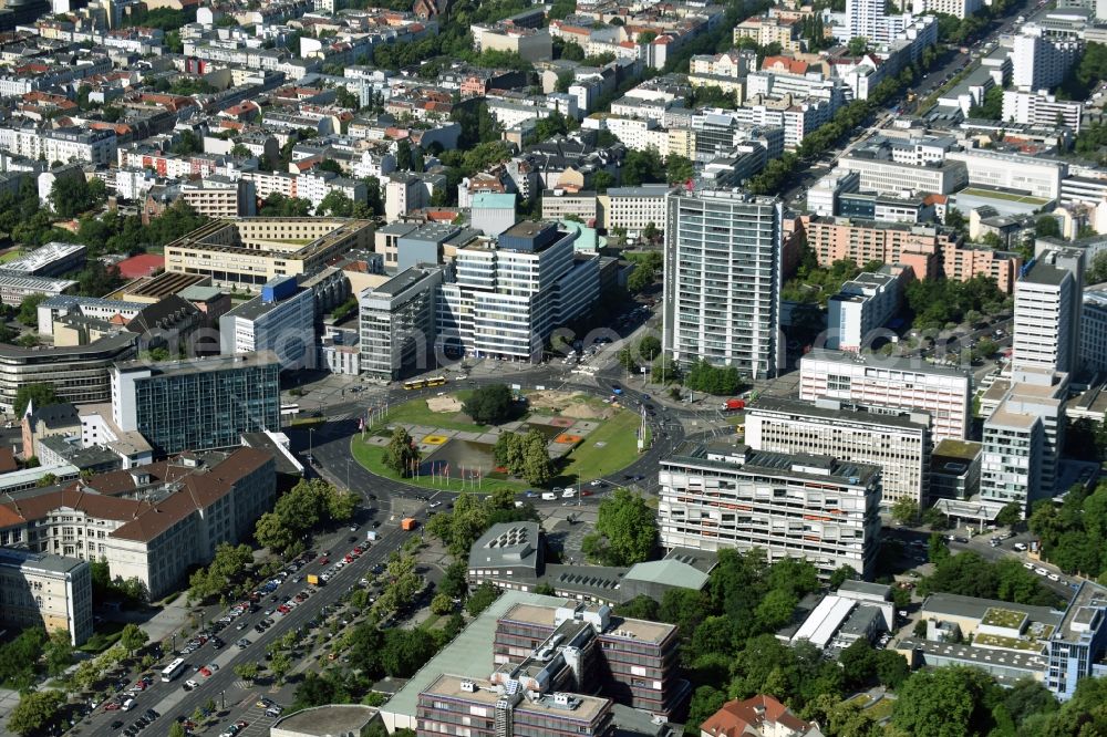 Aerial photograph Berlin - Ensemble space Ernst-Reuter-Platz in the inner city center in Berlin