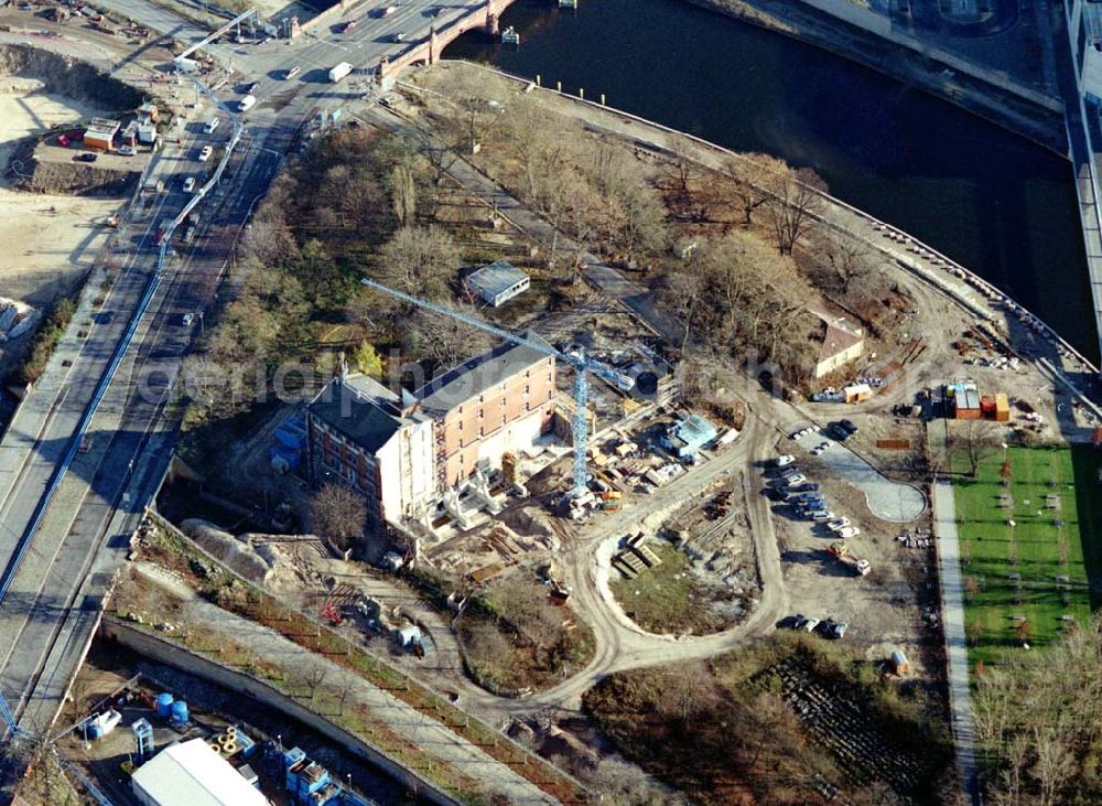 Aerial image Berlin - Tiergarten - Errichtung der Feuer- und Polizeiwache am Bundeskanzleramt im Berliner Regierungsviertel - ein Bauprojekt der SCHÄLERBAU BERLIN GmbH Niederlassung Hochbau Herrn Karakianis pers. Seydelstraße 28 10117 BERLIN 35187301 Herr Karakianis