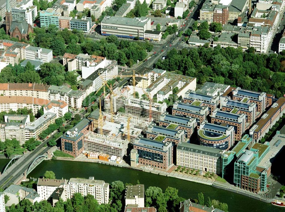 Aerial photograph Berlin - Moabit - Errichtung eines neuen Büro- und Geschäftshauses an der Gotzkowskybrücke gegenüber dem FOCUS - Teleport in Berlin - Moabit durch die IMBAU GmbH..