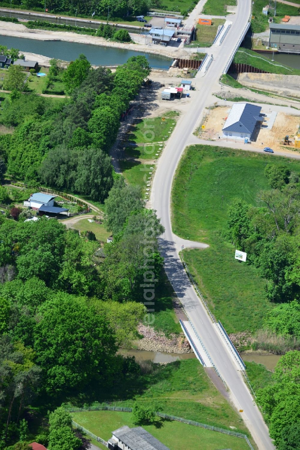 Zerben from the bird's eye view: Replacement building new bridge over the Zerbener Alrarm in the state of Saxony-Anhalt