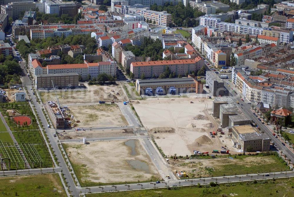 Berlin from above - Blick auf Erschließungs- und Abrißarbeiten am Umformwerk in Areal des Stadtentwicklungsgebietes Eldenaer Straße/ Landsberger Allee in Berlin-Friedrichshain (Gelände der Alten Schlachthöfe)- ein Projekt der SES Stadtentwicklungsgebiet Eldenaer Straße mbH, Thaerstraße 30/31 in 10249 Berlin, Tel.: 030 42846130 Herr Schmidt